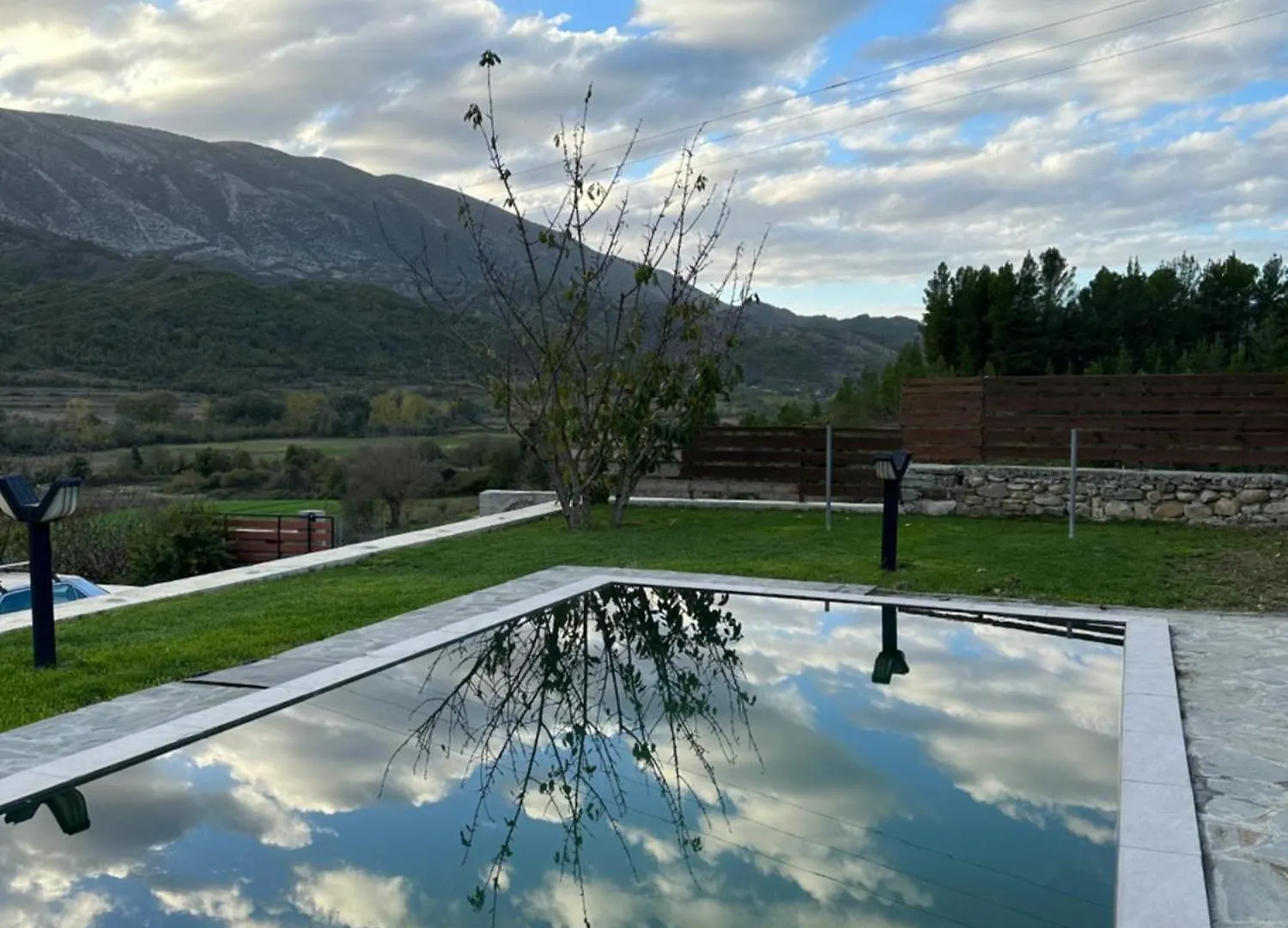 Villa Xheni Fshat i Ri  0*, Fshat i Ri (Gjirokaster) Albania